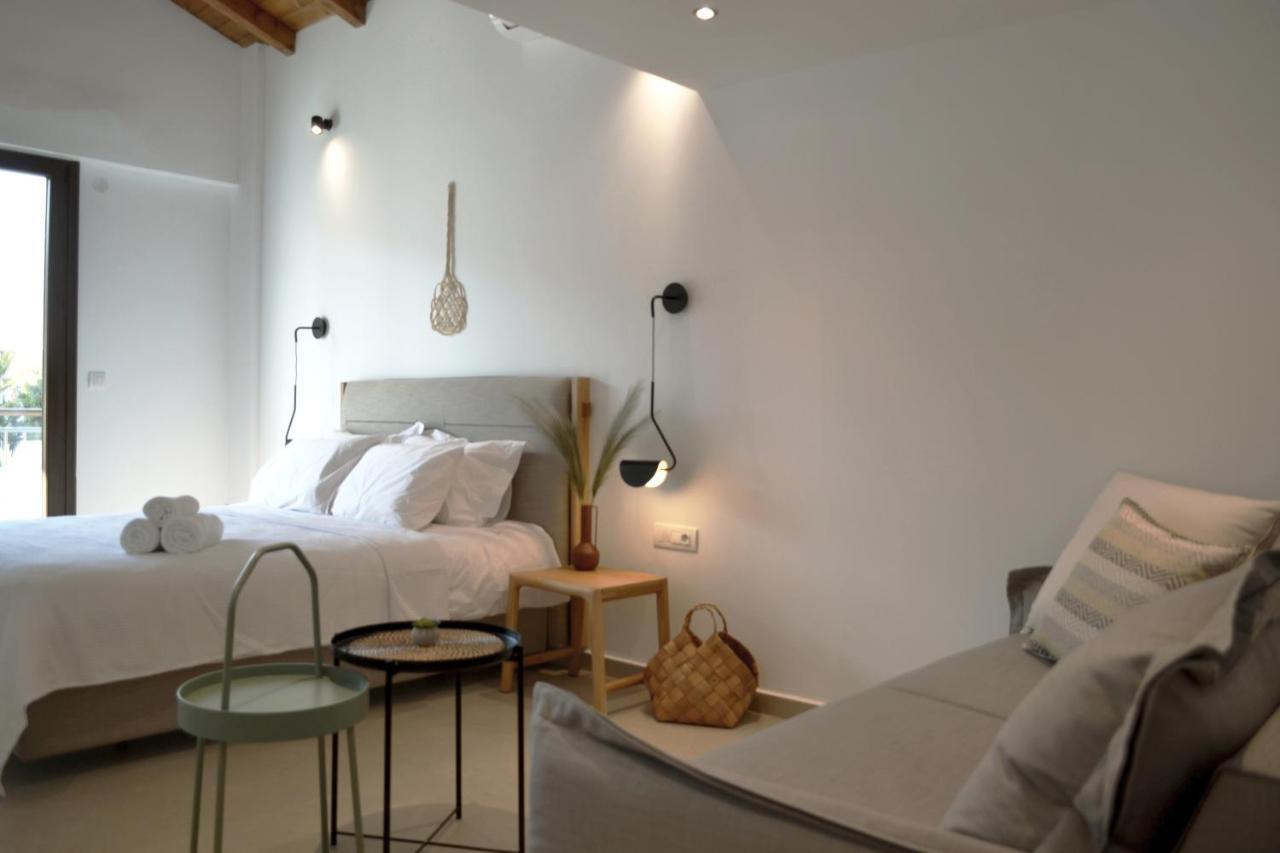 Iades Suites Afytos Esterno foto