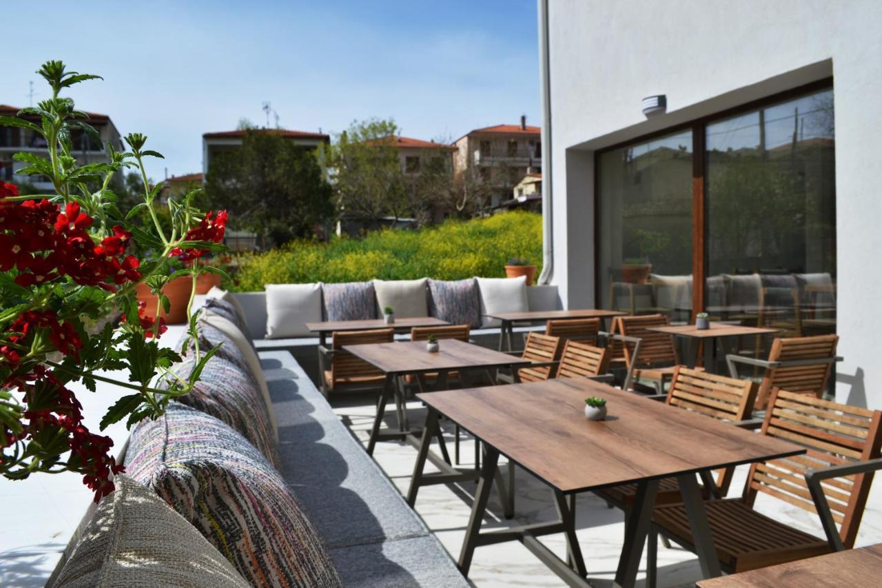 Iades Suites Afytos Esterno foto